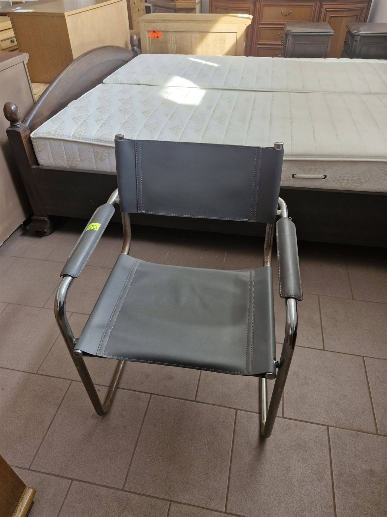 Krzesło chromowane ze skórą